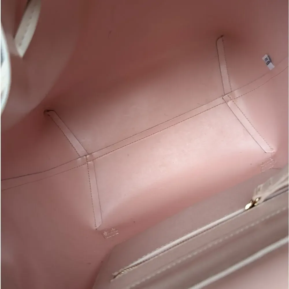 Mansur Gavriel mansur gavriel